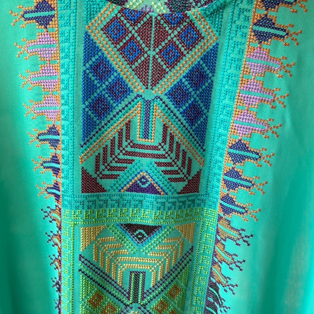 Geometric Tunic Top Colorful - Picture 5 of 5